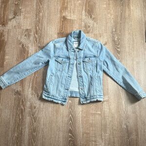 Abercrombie & Fitch Distressed Light Wash Denim Jacket M
